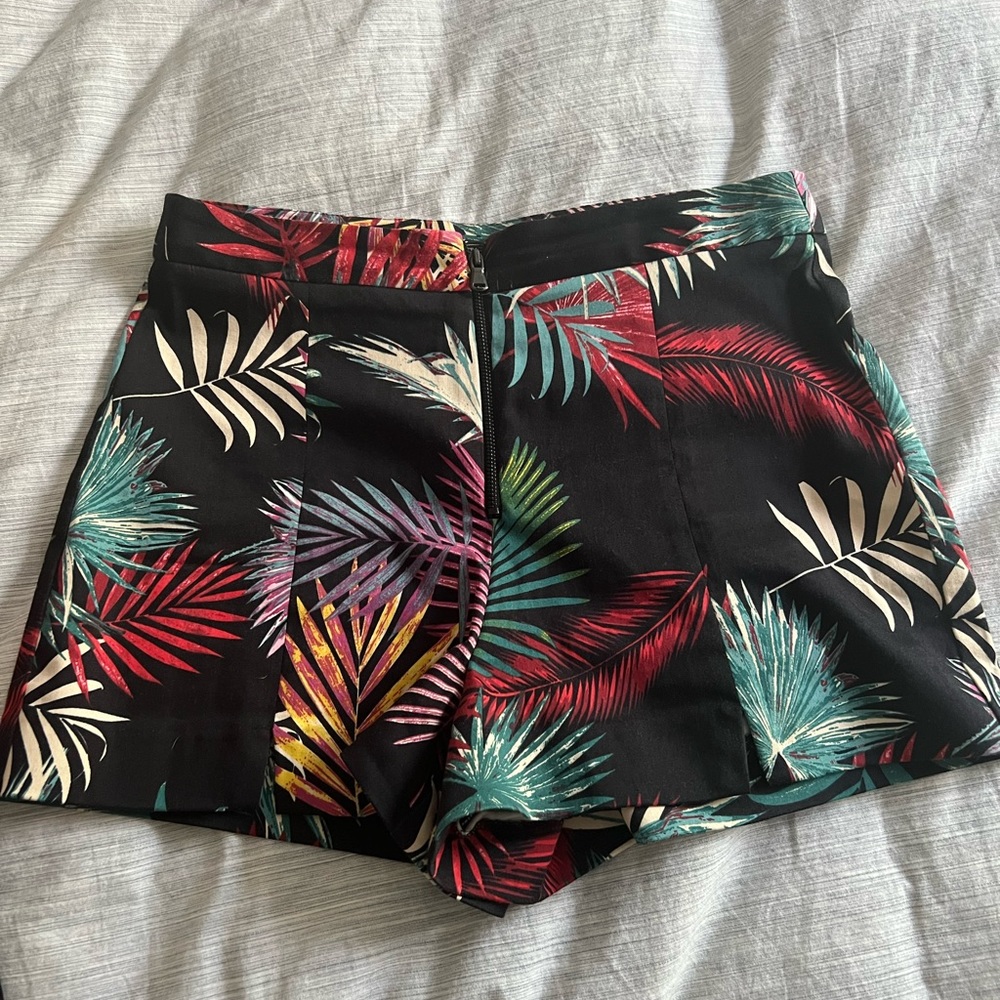 Zara Black Tropical Print High Waist Shorts